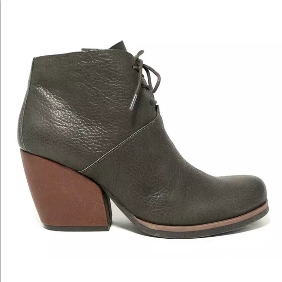 korkys ankle boots